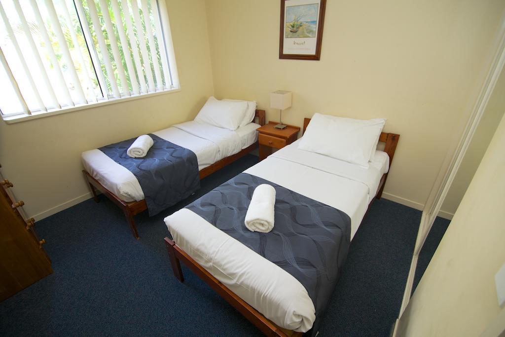 Blue Water Bay Villas Gold Coast Habitación foto
